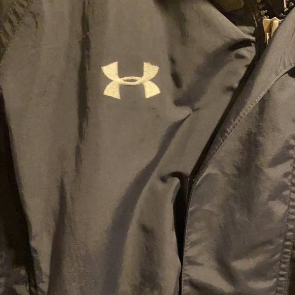 Under Armour coat size M - Picture 4 of 11